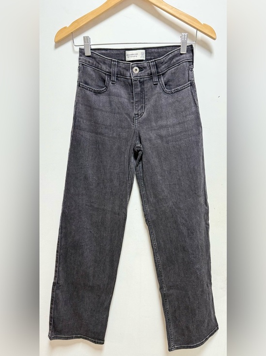 Abercrombie & Fitch Other - Abercrombie & Fitch Kids Gray Straight-Leg Jeans